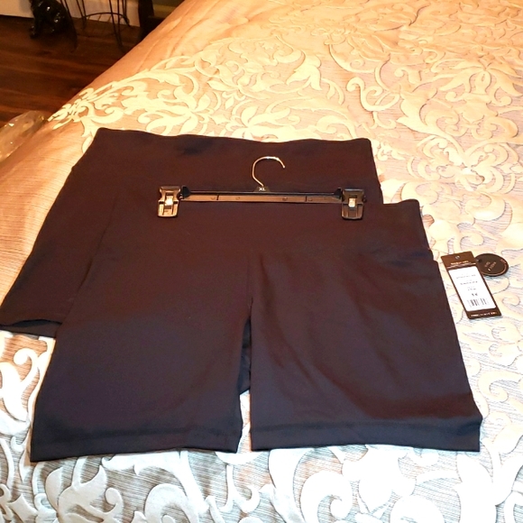 Yogalicious Bike Shorts